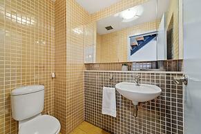 Terrace Living in the Heart of Sydney