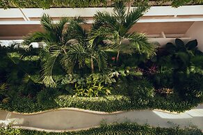 Antera Hotel & Residences