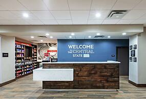 Hampton Inn Gardner Conference  Center