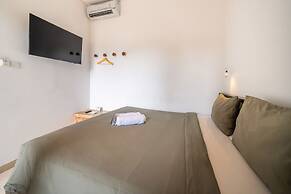 Gelatik B&B - Hostel