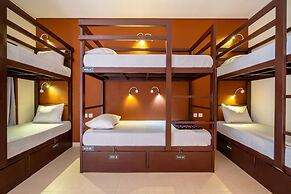 Gelatik B&B - Hostel