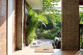 Gelatik B&B - Hostel