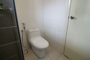 OYO Home 501 Luxury 1BR Crest Condo