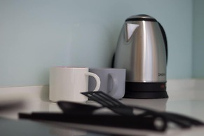 OYO Home 501 Luxury 1BR Crest Condo