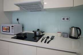 OYO Home 501 Luxury 1BR Crest Condo