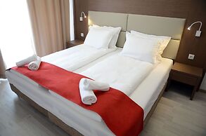 Stela Deluxe Apartments