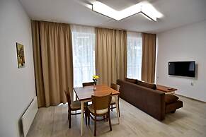 Stela Deluxe Apartments