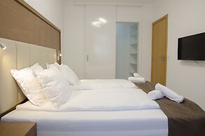 Stela Deluxe Apartments