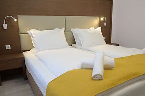 Stela Deluxe Apartments