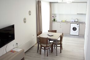 Stela Deluxe Apartments