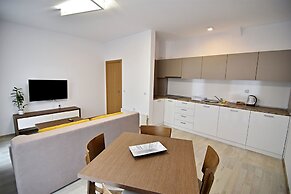 Stela Deluxe Apartments