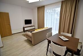 Stela Deluxe Apartments