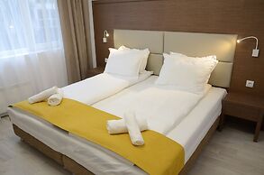Stela Deluxe Apartments