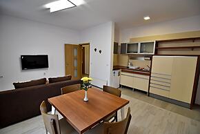 Stela Deluxe Apartments