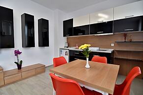 Stela Deluxe Apartments