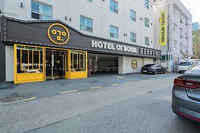 HOTEL Yeogiuhtte Gwangju Station