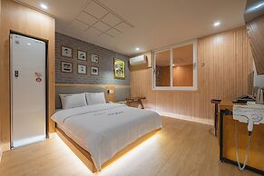 HOTEL Yeogiuhtte Gwangju Station