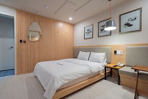 HOTEL Yeogiuhtte Gwangju Station