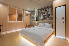 HOTEL Yeogiuhtte Gwangju Station