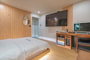 HOTEL Yeogiuhtte Gwangju Station