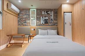 HOTEL Yeogiuhtte Gwangju Station