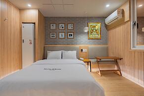 HOTEL Yeogiuhtte Gwangju Station