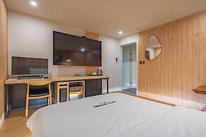 HOTEL Yeogiuhtte Gwangju Station