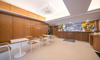 HOTEL Yeogiuhtte Gwangju Station