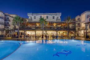 Smart Holiday Hotel & Suites -All Inclusive