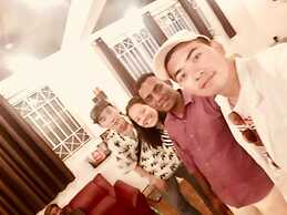 Transit Dorms - Hostel