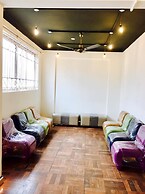 Transit Dorms - Hostel