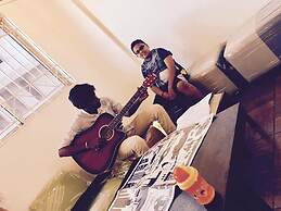 Transit Dorms - Hostel