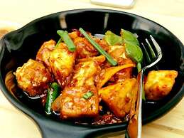 Transit Dorms - Hostel