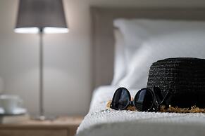 Gras Houses Agia Pelagia