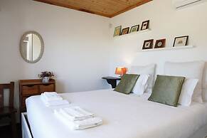 Mira Guincho house with sea view and garden