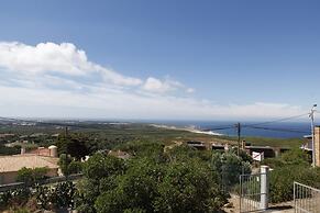 Mira Guincho house with sea view and garden