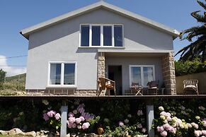 Mira Guincho house with sea view and garden