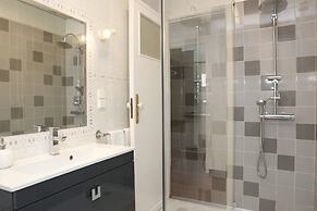 Confortable & Central Apartment