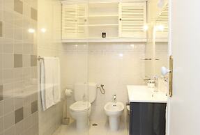 Confortable & Central Apartment