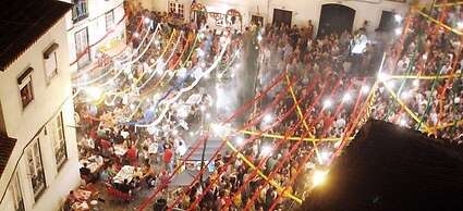 Best Terrace River view Alfama Apartment