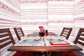 Best Terrace River view Alfama Apartment