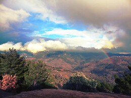Godence Hotel Restoran