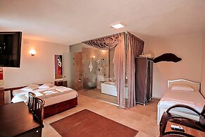 Godence Hotel Restoran