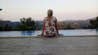 Godence Hotel Restoran