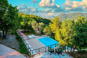 Godence Hotel Restoran