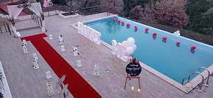 Godence Hotel Restoran