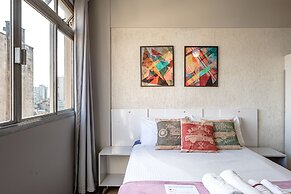 Pôr do sol 17º andar com vista da cidade