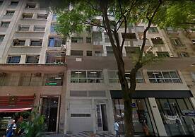 Pôr do sol 17º andar com vista da cidade