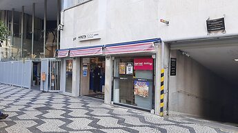 Pôr do sol 17º andar com vista da cidade