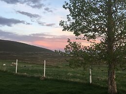 Vestmannsvatn Guesthouse